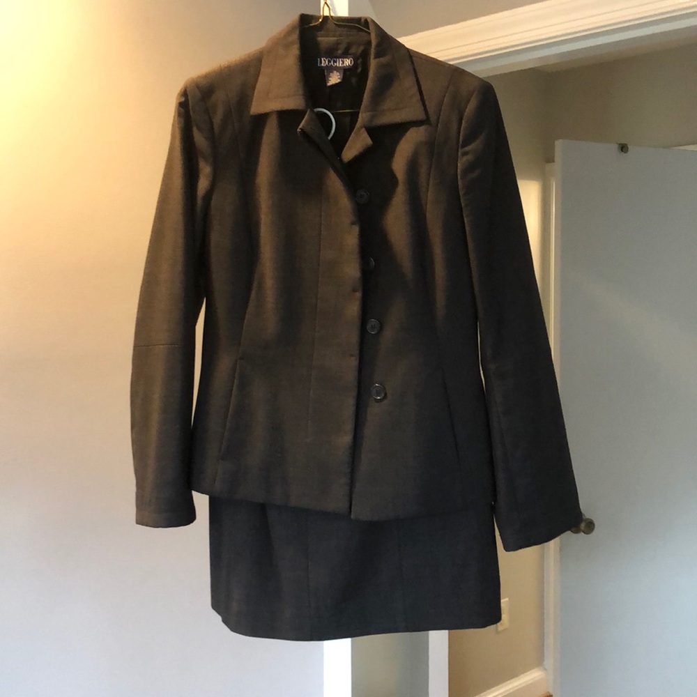 Skit suit